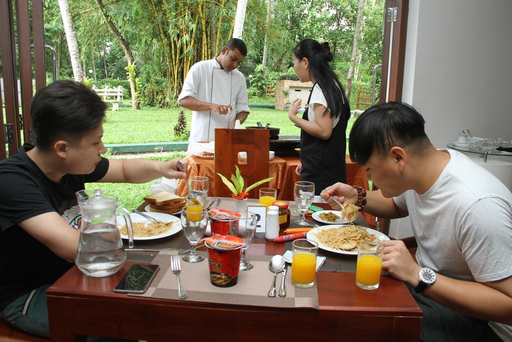 奥里卡酒店卡图纳亚克机场店 卡图纳耶克 外观 照片